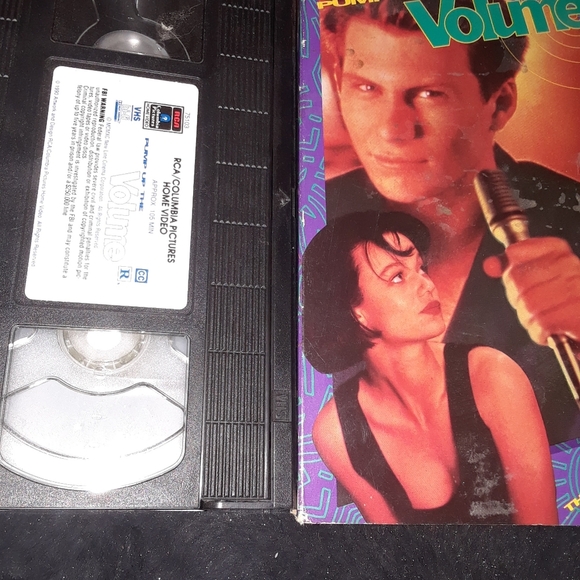 Pump Up the Volume Columbia Pictures home vhr video tape - Picture 4 of 4